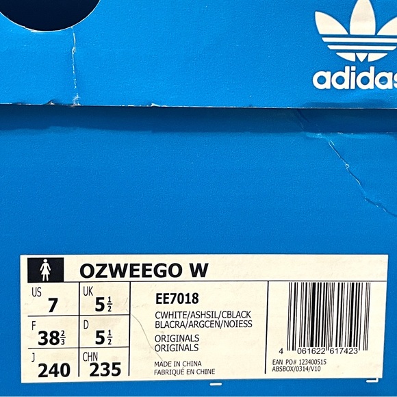 Adidas Ozweego ChalkWhite/AshSilver/Black Sneaker Womens size 7 - Picture 11 of 11